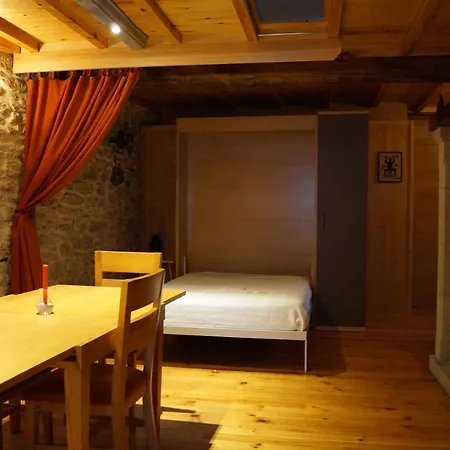 Casa Brues Boborás