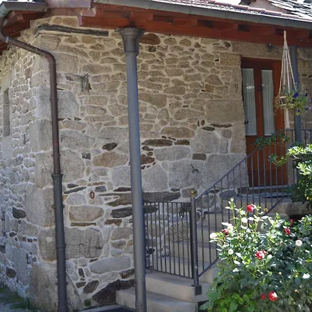 Casa Brues * Boborás