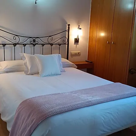 Casa Brues Boborás