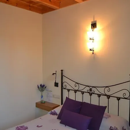 Casa Brues * Boborás