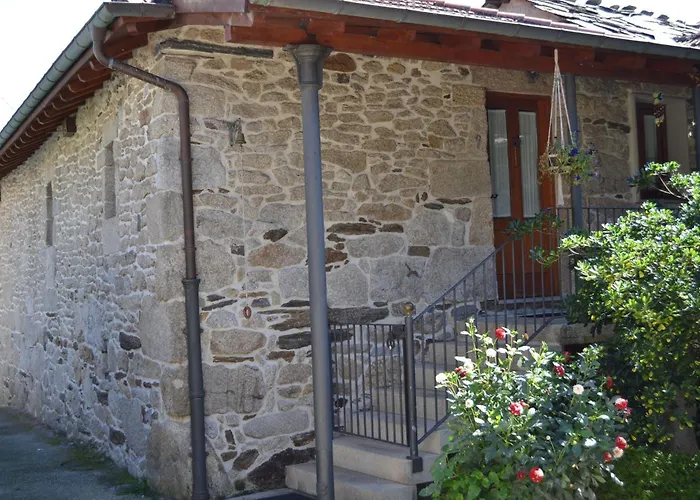 Casa Brues * Boborás